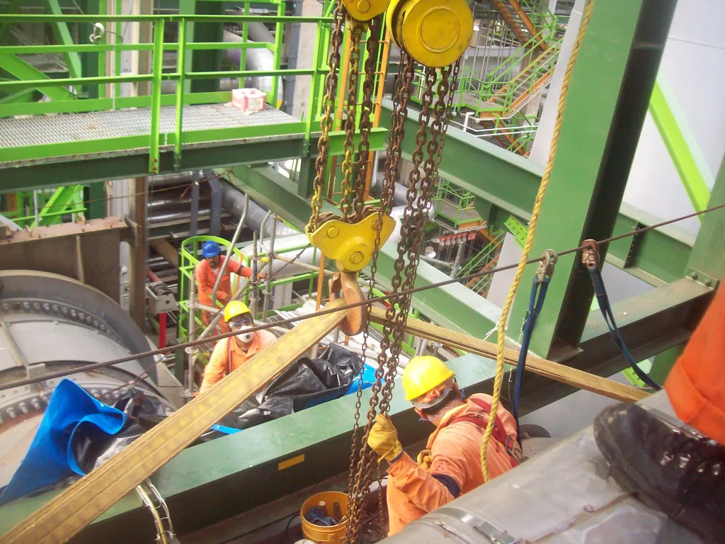 Reparación de la Caldera 119-ME, Refinería Gral. Lázaro Cárdenas, Minatitlán